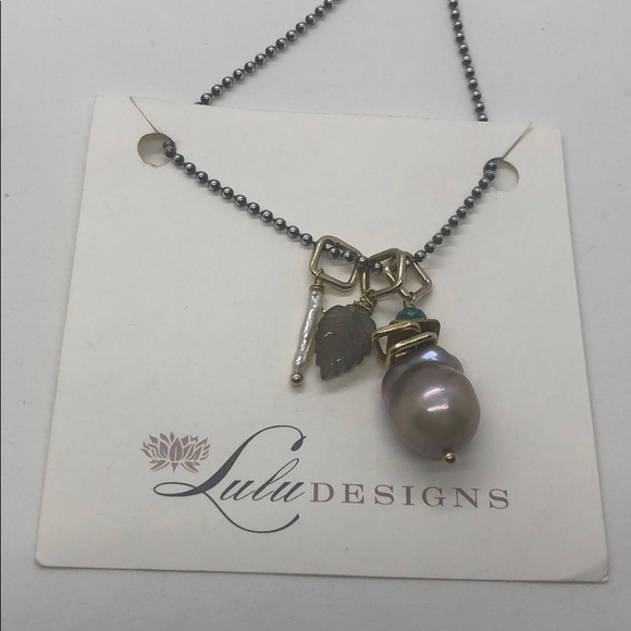 Lulu Design Pearl and Quartz Necklace - Picture 11 of 11